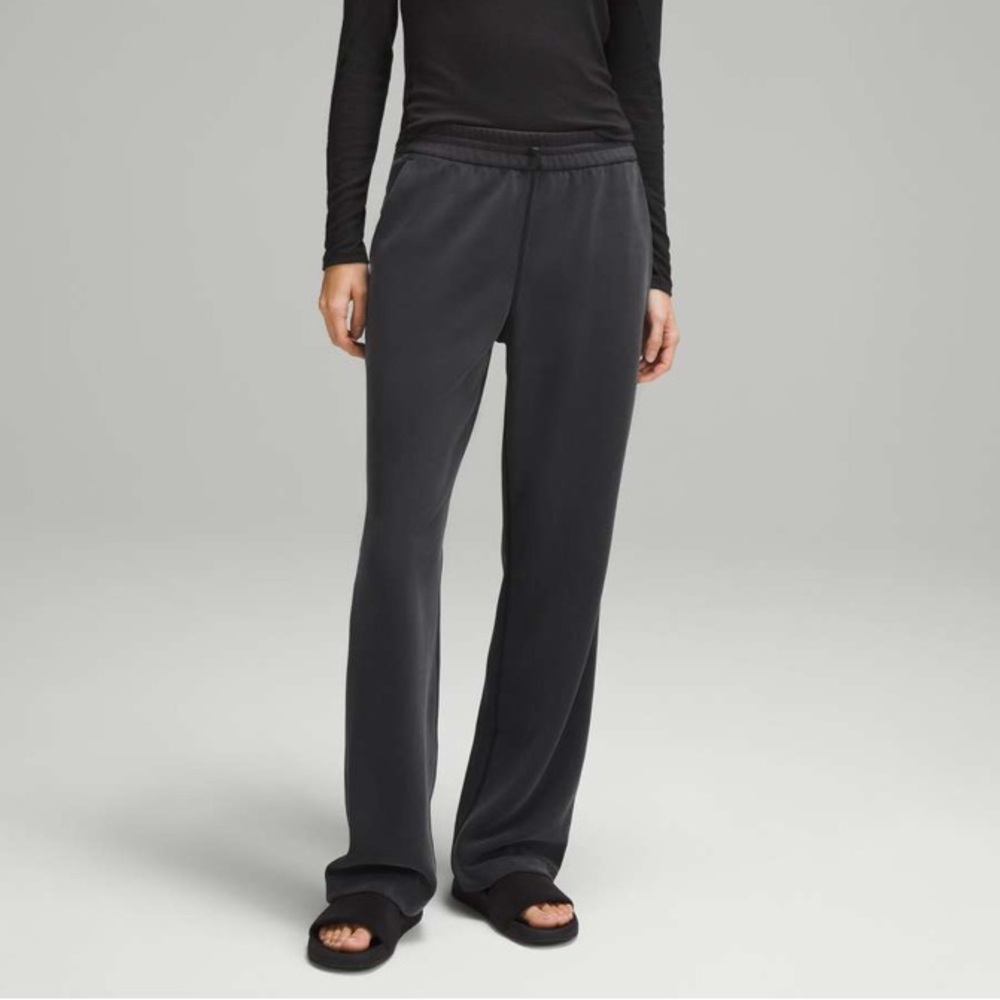 Lululemon Softstreme High-Rise Pant Regular Black - Picture 3 of 11